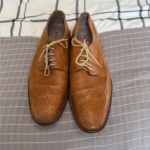 Banana Republic Tan Leather Oxfords